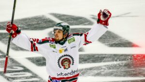 SM-guld och NHL-kontrakt – nu ser han framåt efter drömveckan: ”Ska göra allt för att ta  en plats”