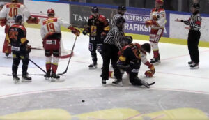 MJÖRNBERG: Frenetisk derbyhockey i skuggan av JVM