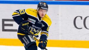 HV71-talangen imponerade när Juniorkronorna tog första segern