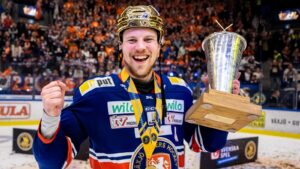 TV: Därför skrev Joel Persson långtidskontrakt med Växjö Lakers