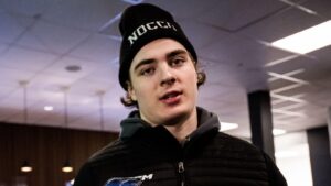 Tung AHL-debut för Liam Öhgren