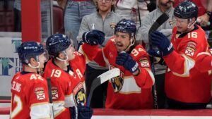 Florida Panthers tar hem första rivalmötet med Tampa Bay Lightning