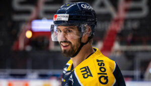 Linus Videll bjöd på show mot Nybro – förlängde galna sviten