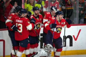 Stort jubel när Florida säkrade seriesegern med vinst mot Toronto