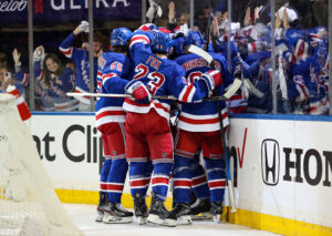 NY Rangers avgjorde i tredje perioden mot Detroit