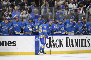 Jordan Kyrou tvåmålsskytt när St Louis vann mot Chicago