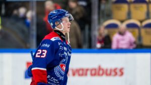 Gustaf Westlund följer med IK Oskarshamn till HockeyAllsvenskan