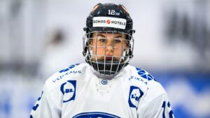 VM-spelaren Sanni Vanhanen klar för Brynäs