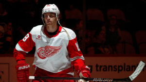 Patrick Kane stannar i Detroit Red Wings