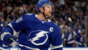 Steven Stamkos väljer Nashville Predators