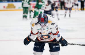 Fick en tuff smäll i CHL-matchen: “Otäckt”