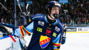 Anton Frondell gjorde ett av målen när Juniorkronorna vann mot Schweiz