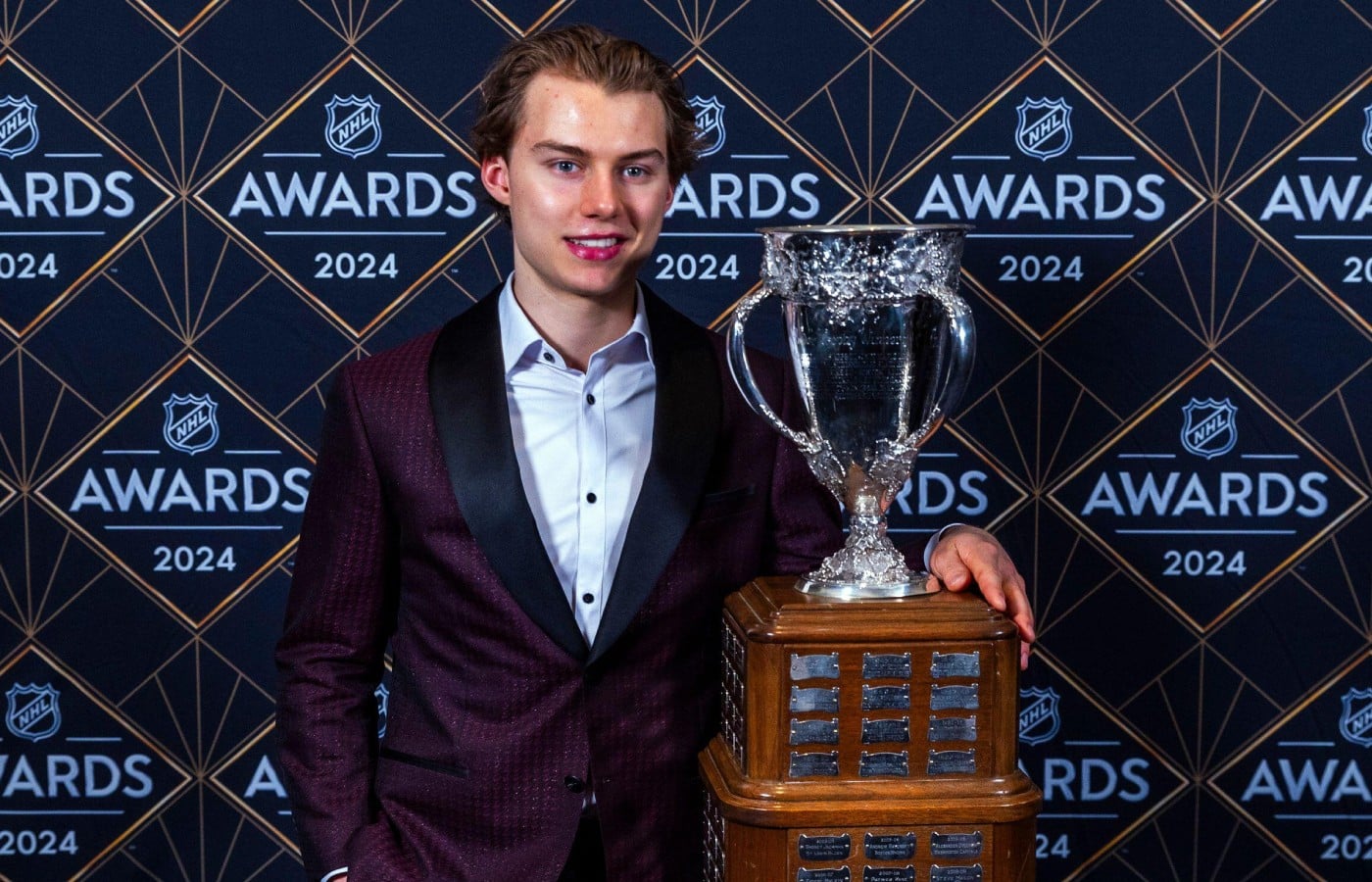 Connor Bedard Chicago Blackhawks Calder Trophy