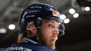 Olle Liss klar för tyska Eisbären Regensburg