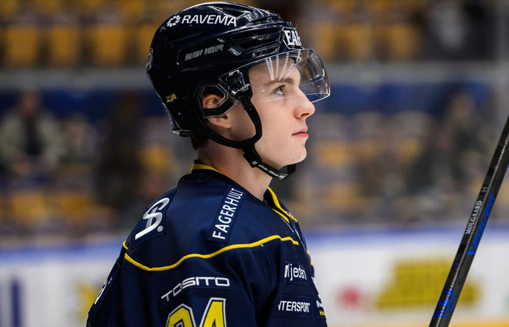 Oscar Fisker Mølgaard, HV71.