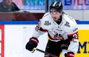 Beskedet: 32-åringen får göra SHL-debut