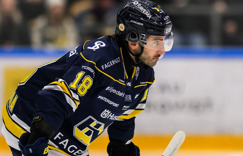 Joey LaLeggia, HV71.