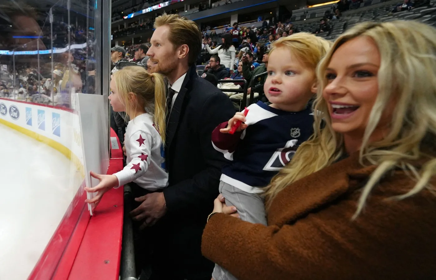 Landeskog släpper dokumentärserie: ”Fångar allt”