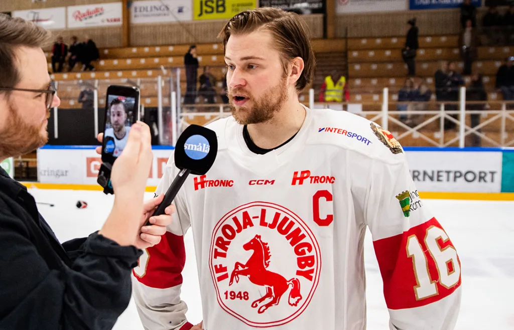 Dennis Fröland.
