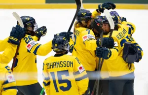 RÖNNKVIST: Äntligen blåser det positiva vindar i svensk damhockey