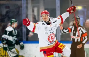 Nyckelspelaren ryktas till SHL – lämnar Kalmar