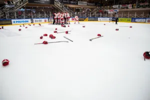MJÖRNBERG: Stor risk för värdelös lunk – dags för playout-slutspel