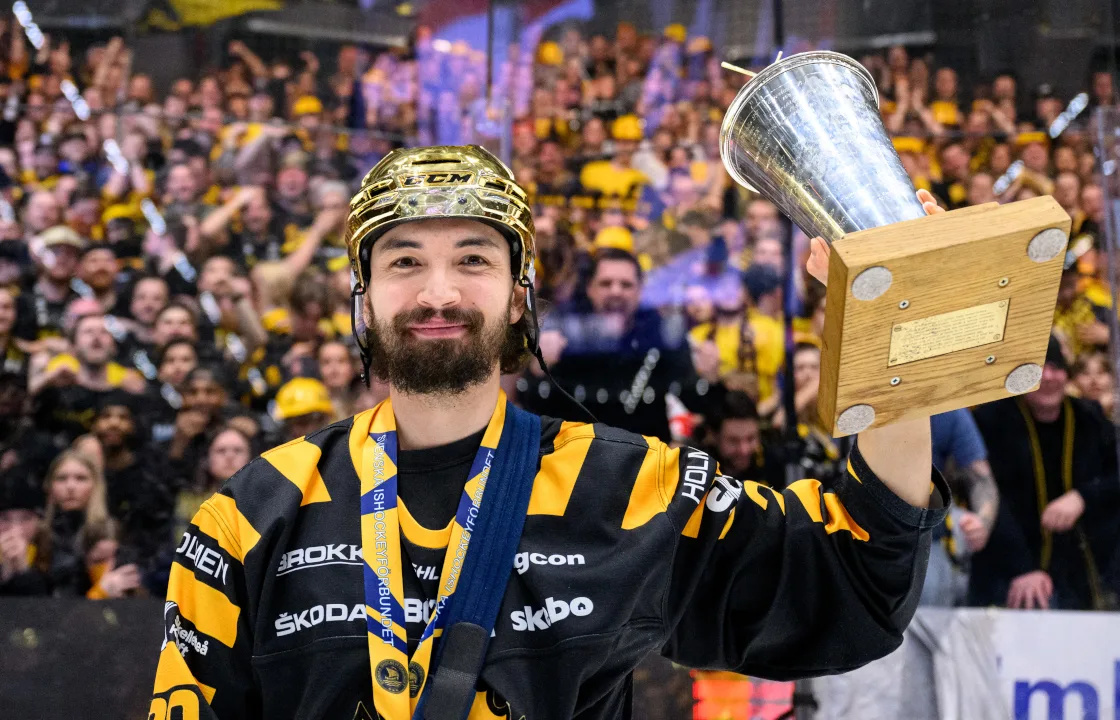 Skellefteås guldforward stannar i KHL