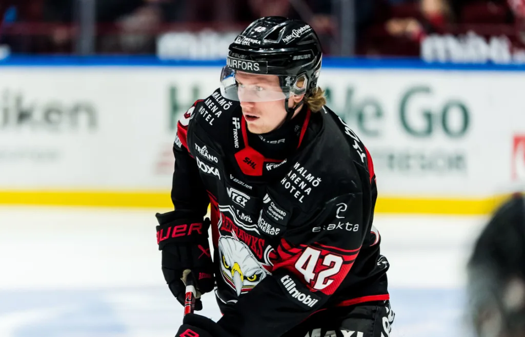 Många NHL-klubbar intresserar sig för Robin Salo, enligt Elliotte Friedman.