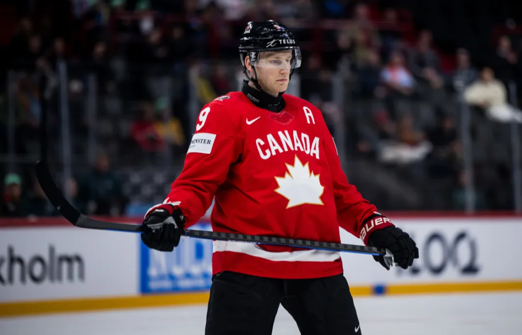 Nathan MacKinnon