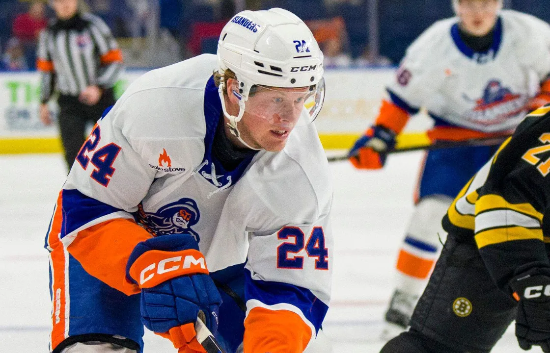 AHL-svensken återvänder till SHL – skriver långt kontrakt
