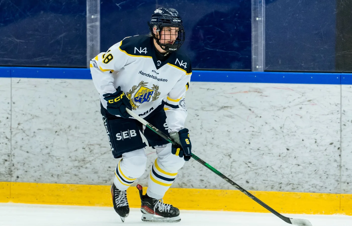 Får chansen i SDHL – efter tre år i andraligan