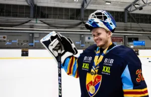 Djurgårdstalangen kliver ner i Hockeyettan