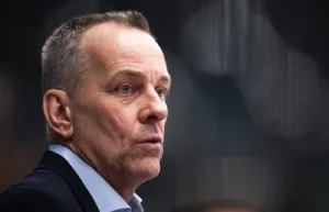Svensken förlorar sitt NHL-jobb