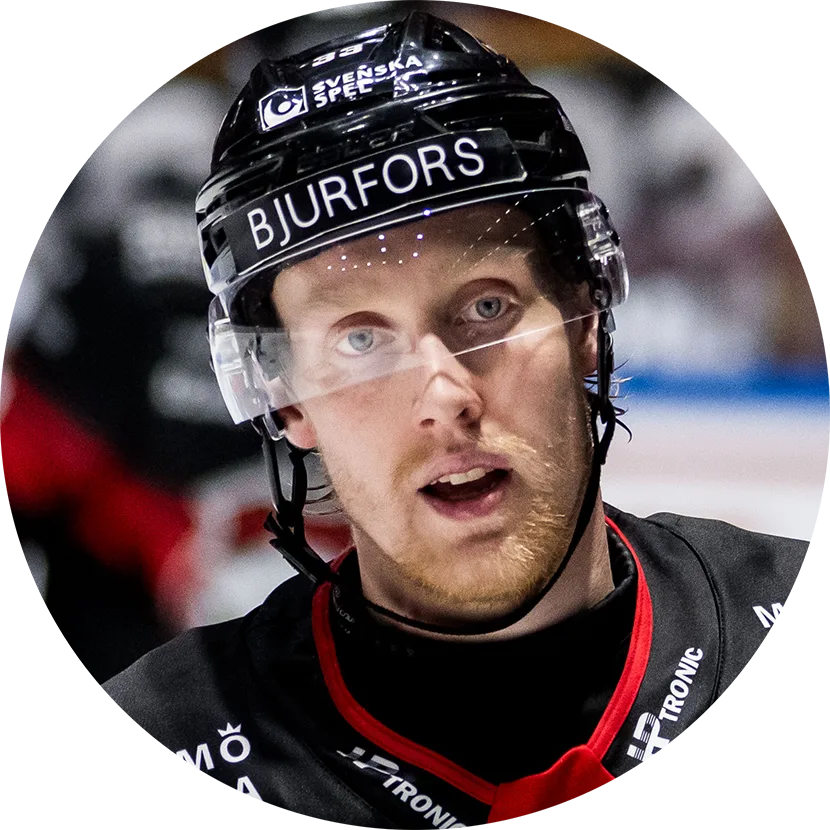 Lassi Thomson porträtt.