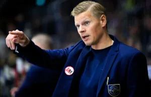 ”Försvarschefen” förlänger med Djurgården