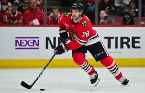 Nära 1 000 NHL-matcher – då köps veteranbacken ut