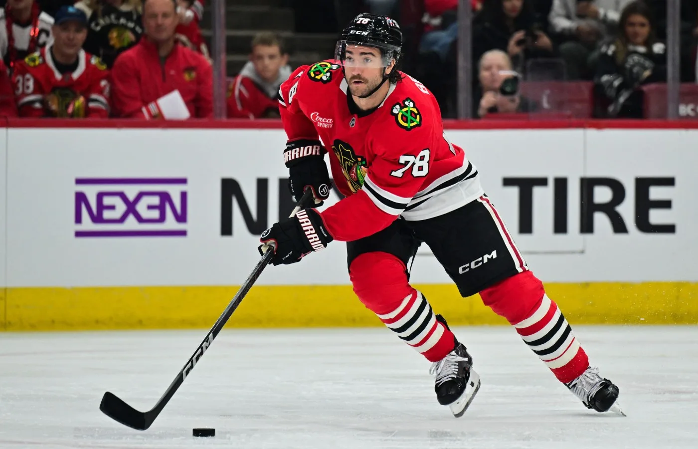 Nära 1 000 NHL-matcher – då köps veteranbacken ut