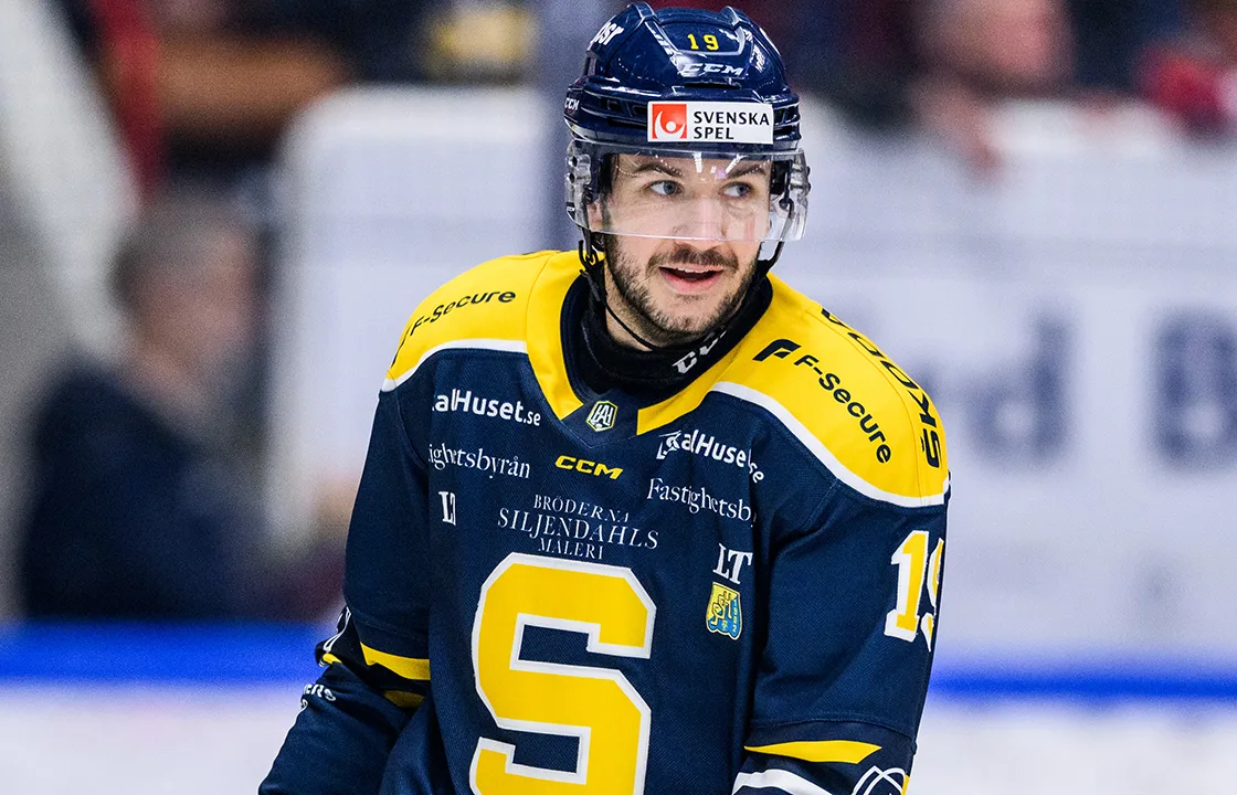 Förre SSK-forwarden får lämna KHL