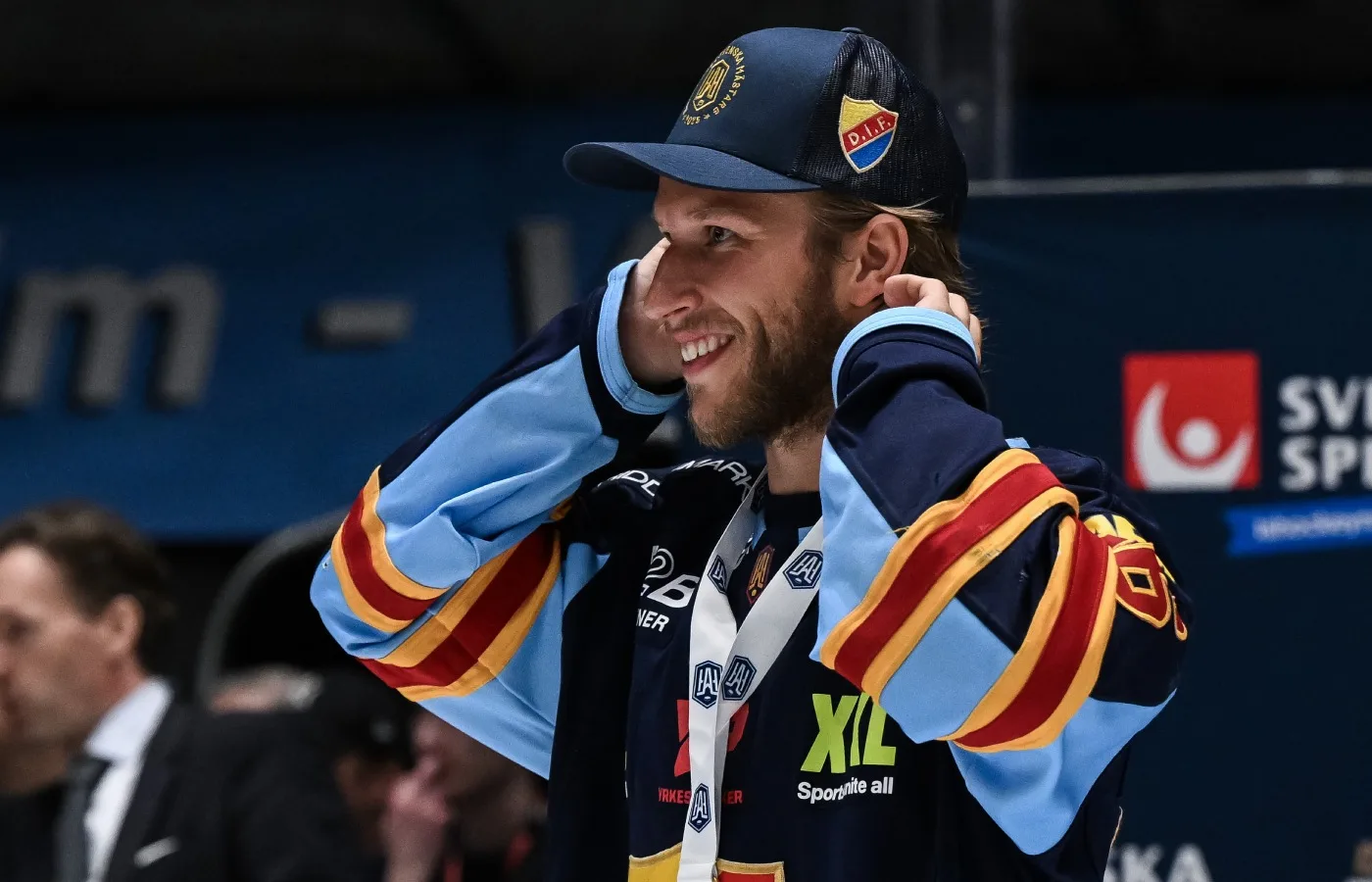 Nu lämnar Fredric Weigel svensk hockey