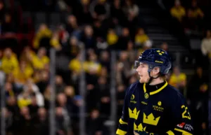 Nobbar SHL-återkomst – förlänger kontraktet