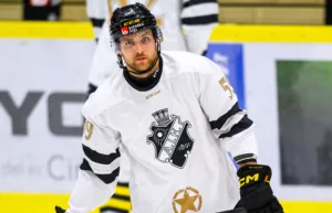 Fick lämna AIK − klar för ny klubb