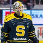 Tidigare SSK-målvakten blir kvar i Kanada