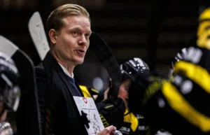Följer med – blir ny assisterande tränare