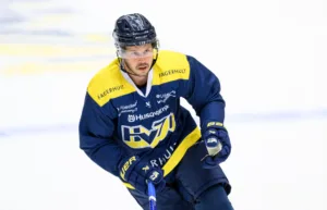 Lämnade HV71 – uppges nära KHL-flytt