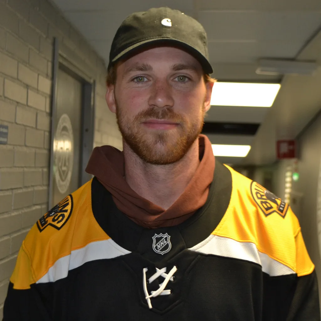 Elias Lindholm.