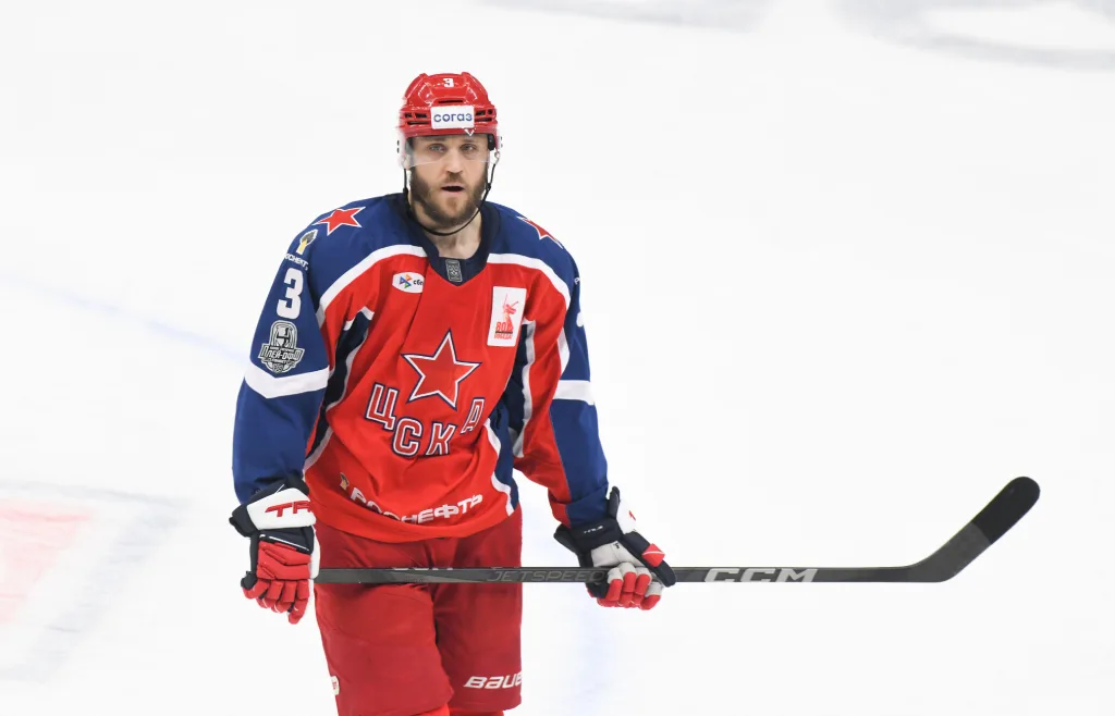 KHL-svensken: ”Tråkigt att de är så hårda mot oss”