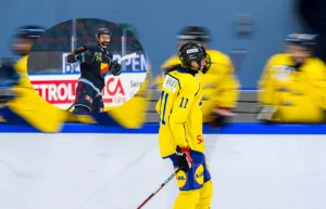 Svenske talangen toppar poängligan: ”Jättefin kemi”
