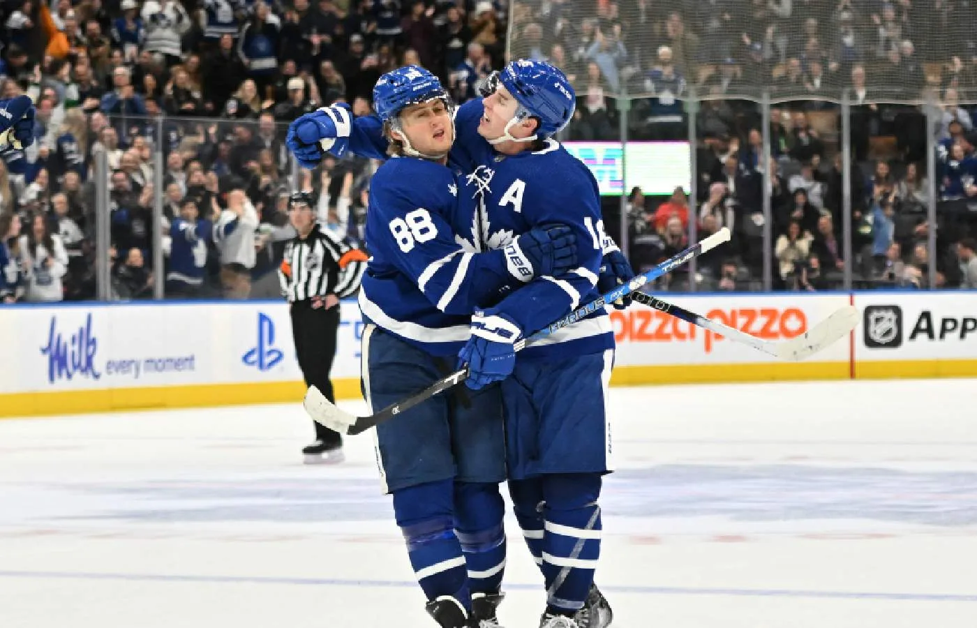 Nylander tar vännen i försvar efter rykten: ”Tror jag inte”