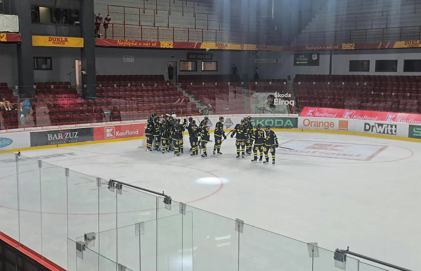 Småkronornas galna premiärkross