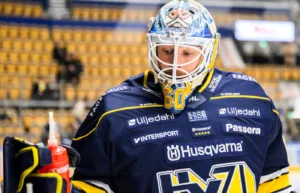 SHL-målvakten dök upp – på Björklövens träning